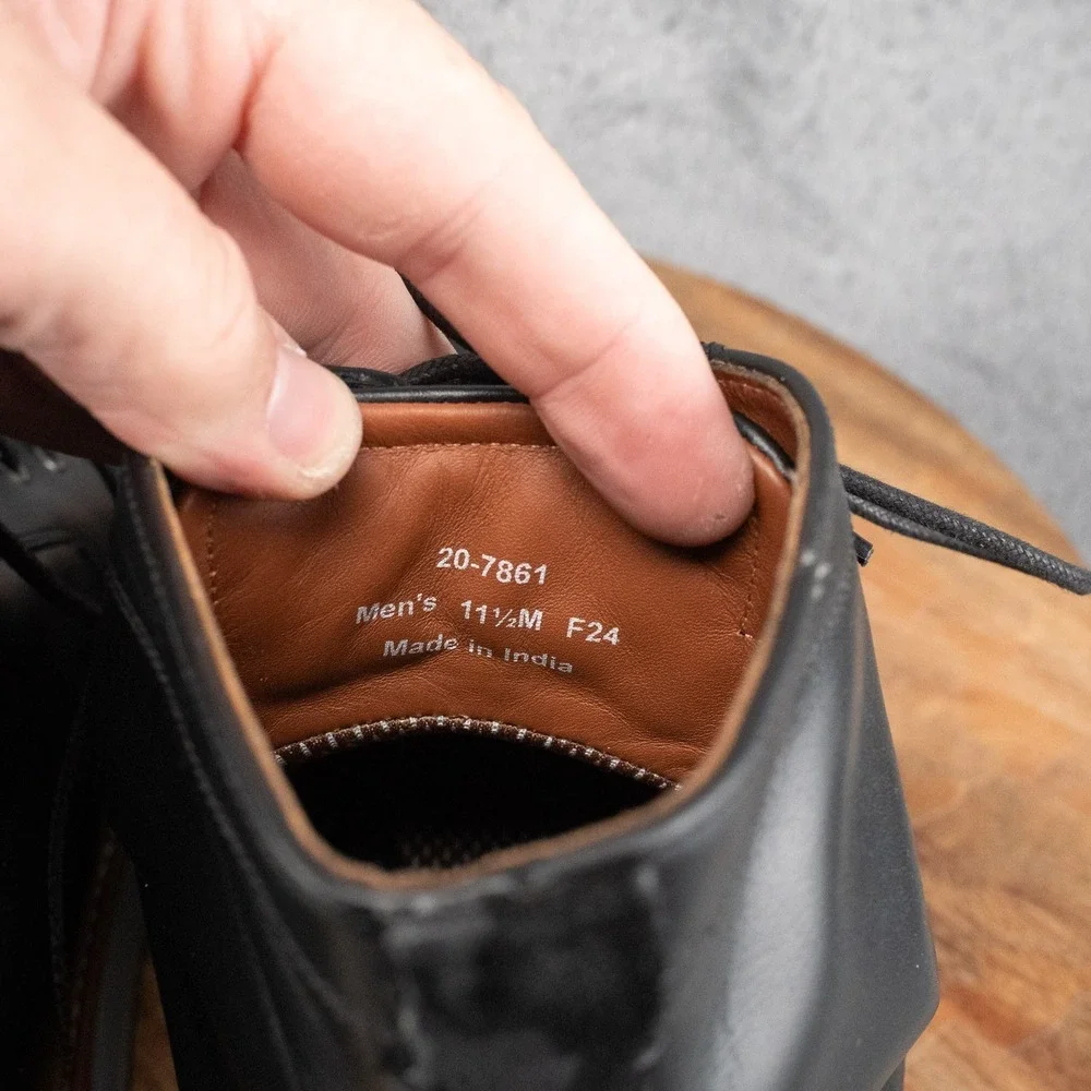 Johnston & Murphy Upton Lug Plain Toe Mens 11.5M Black Oiled Grain Leather Boots